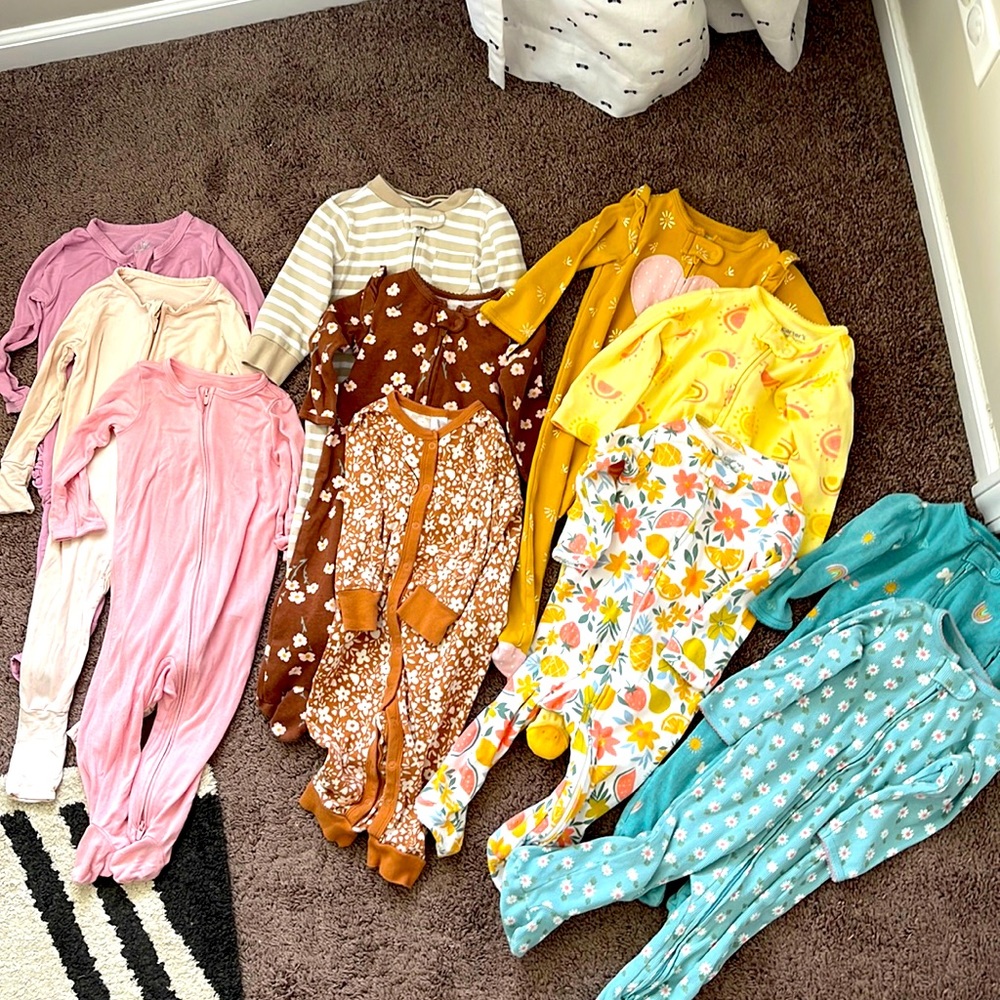 Bundle of baby sleepers 💕